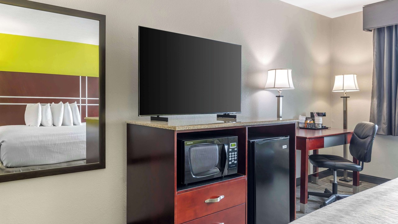 Photo of Bedroom in Opelika