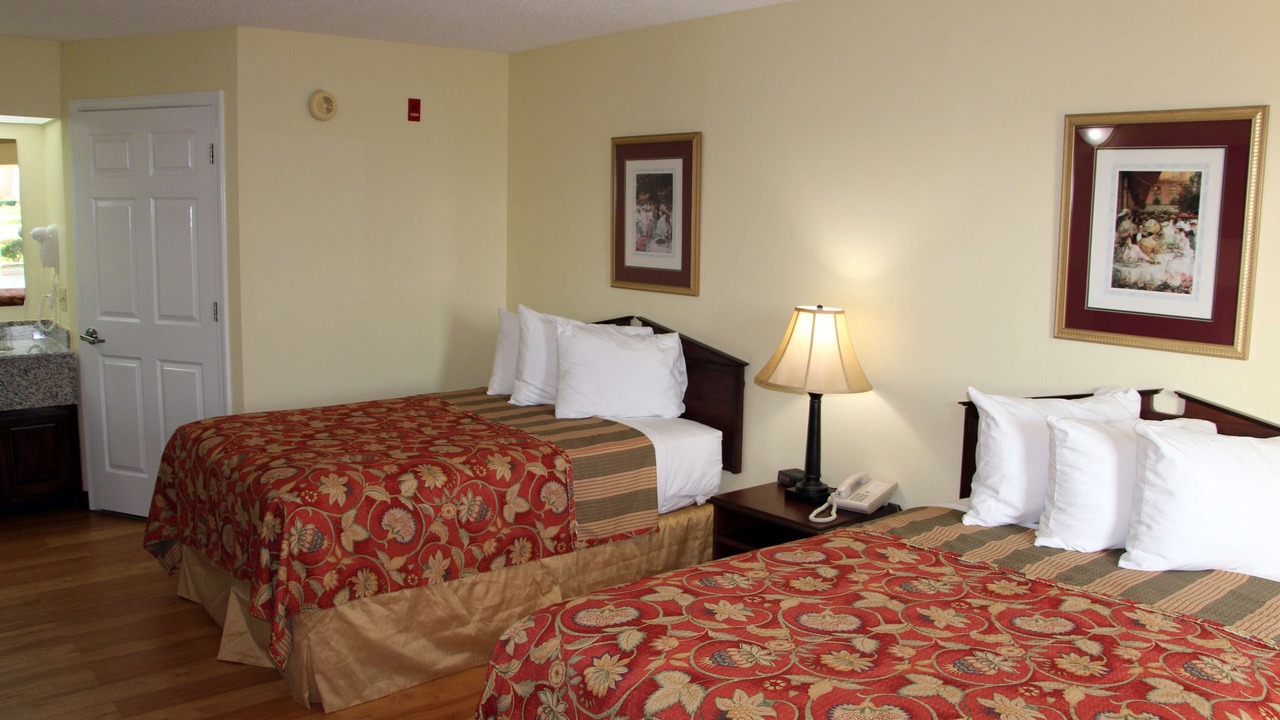 Photo of Bedroom in Perry