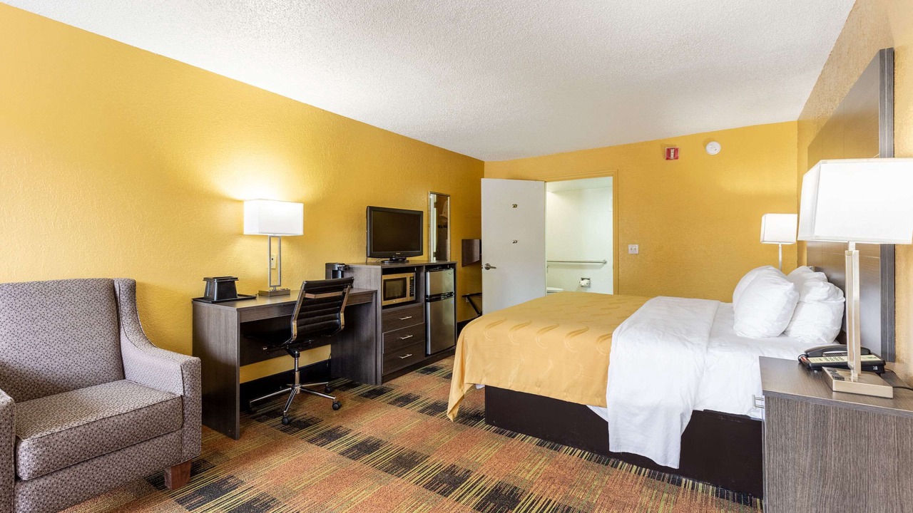 Photo of Bedroom in Tillmans Corner