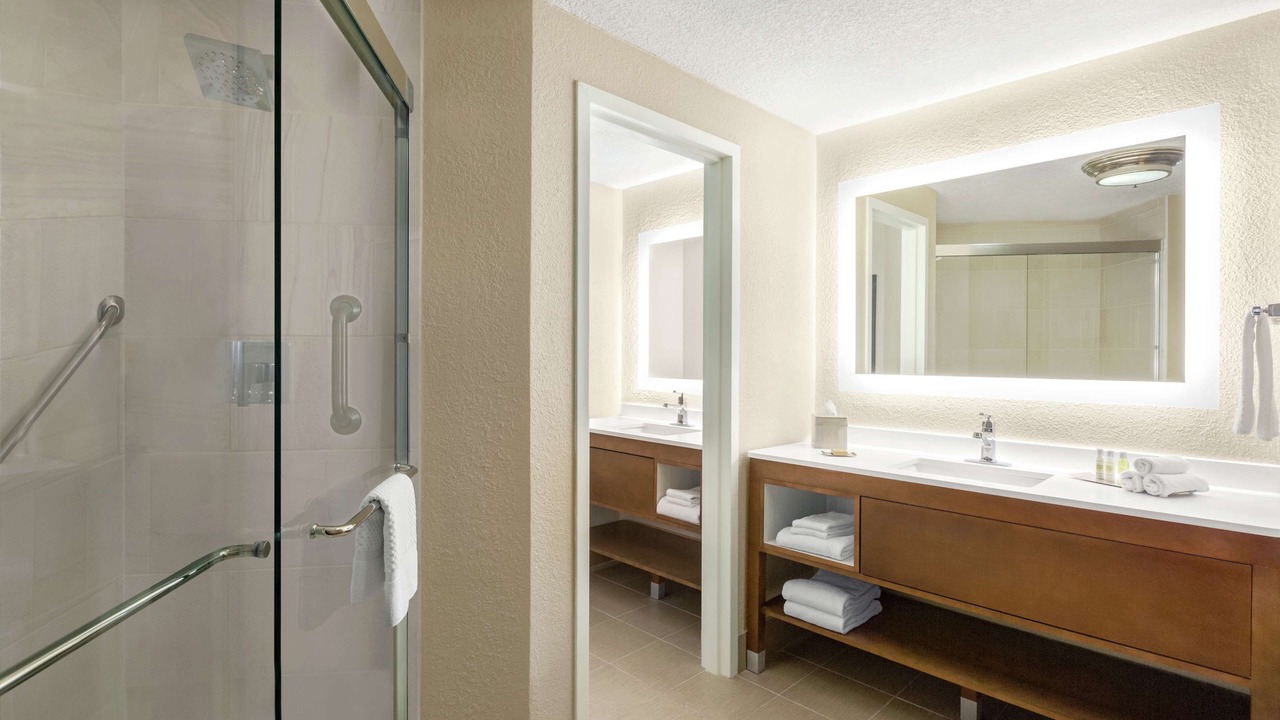 Photo of Bathroom in Central Business District