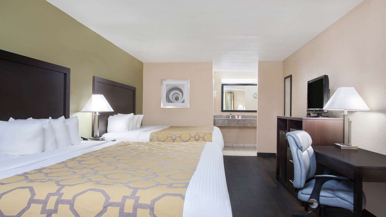 Photo of Bedroom in Lake City