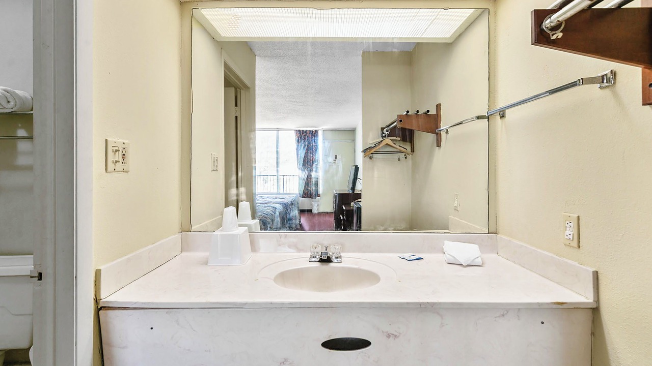 Photo of Bathroom in Hattiesburg