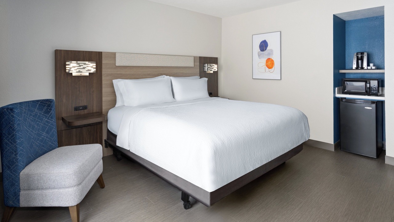 Photo of Bedroom in Downtown