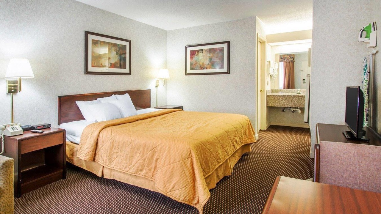 Photo of Bedroom in Troy