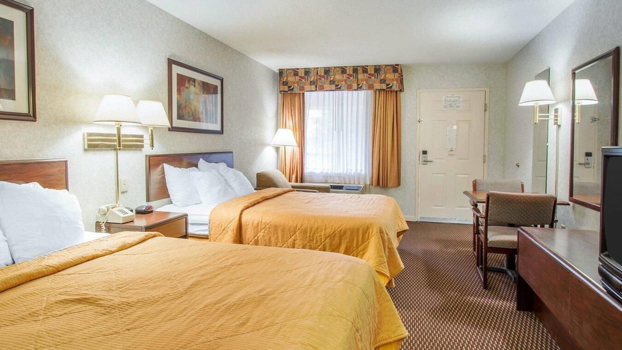 Photo of Bedroom in Troy