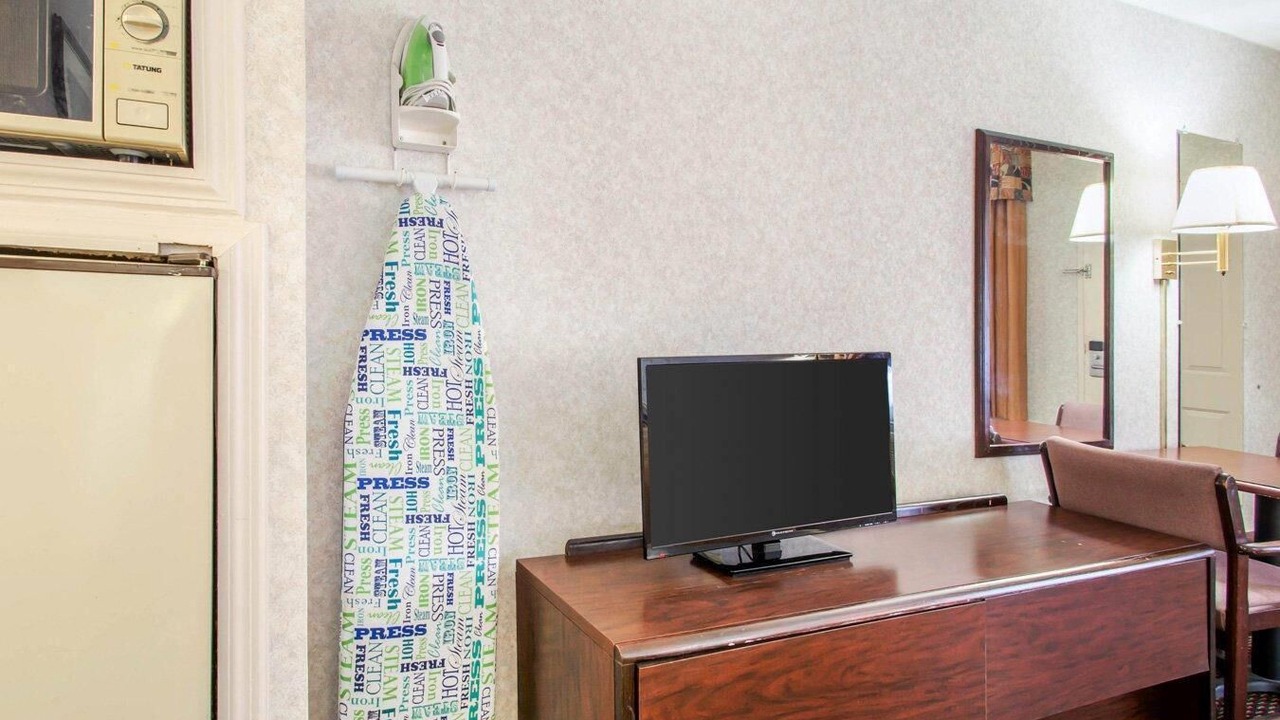 Photo of Bedroom in Troy