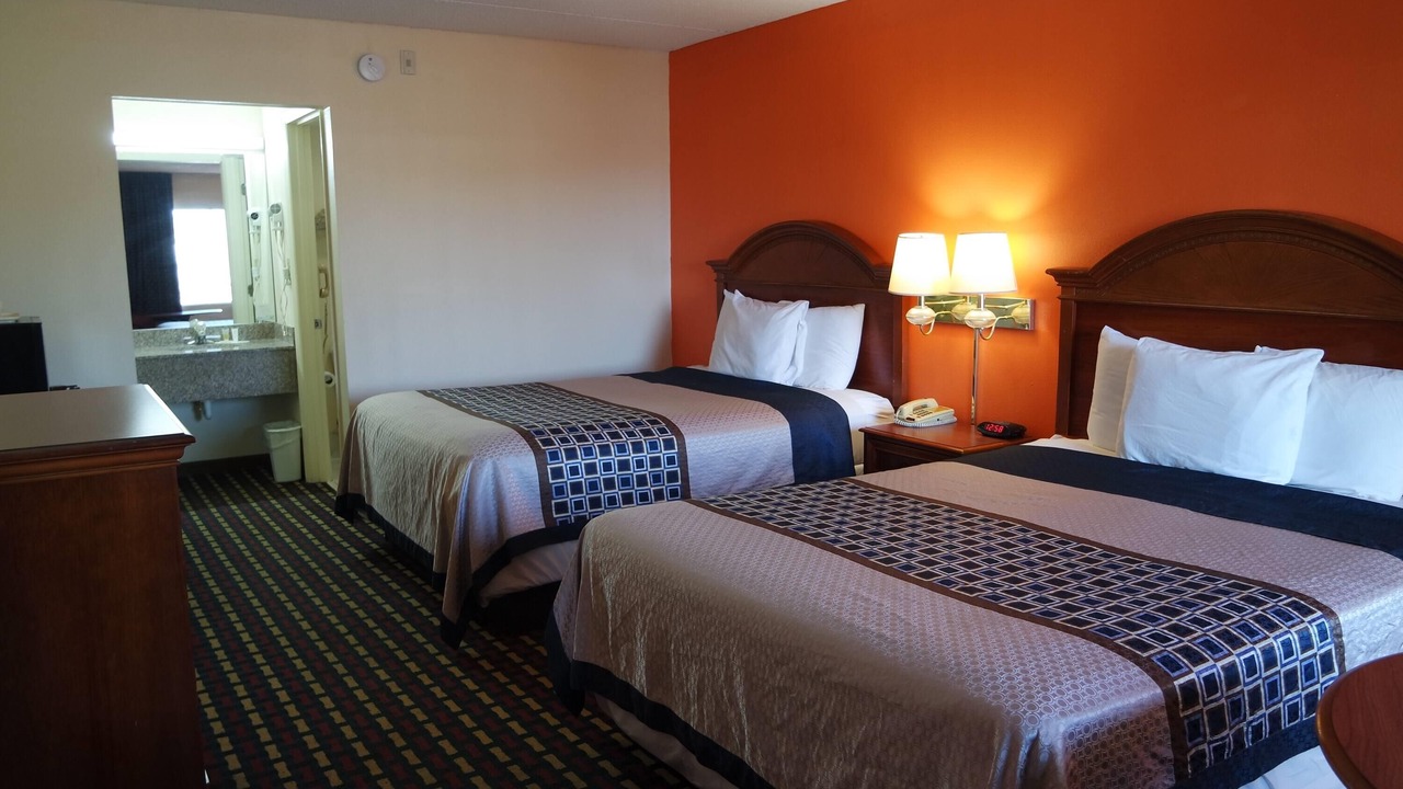 Photo of Bedroom in Perry