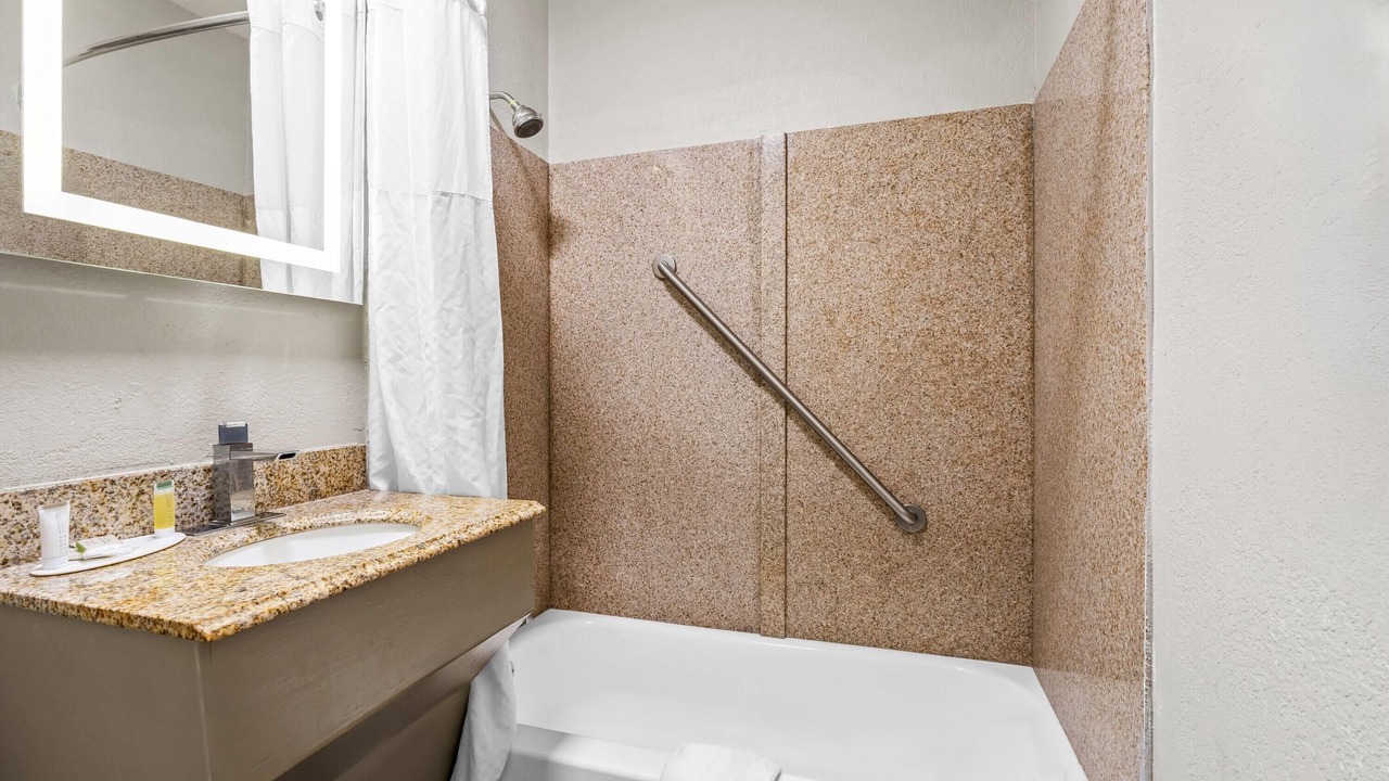 Photo of Bathroom in Troy
