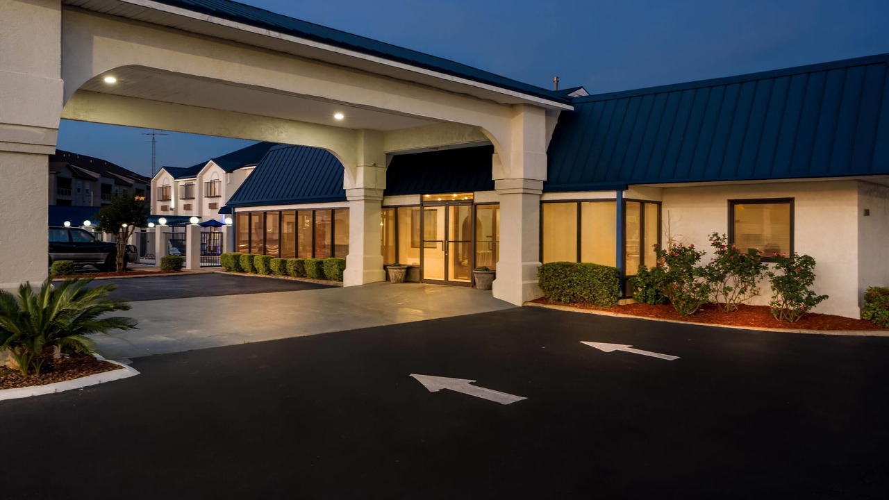 Photo of Outdoor in Troy
