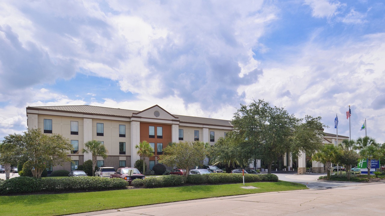 Photo of Outdoor in Kenner - Louis Armstrong International Airport