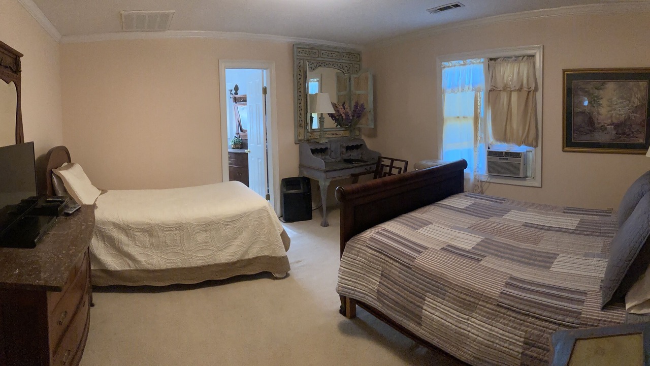Photo of Bedroom in Fayette