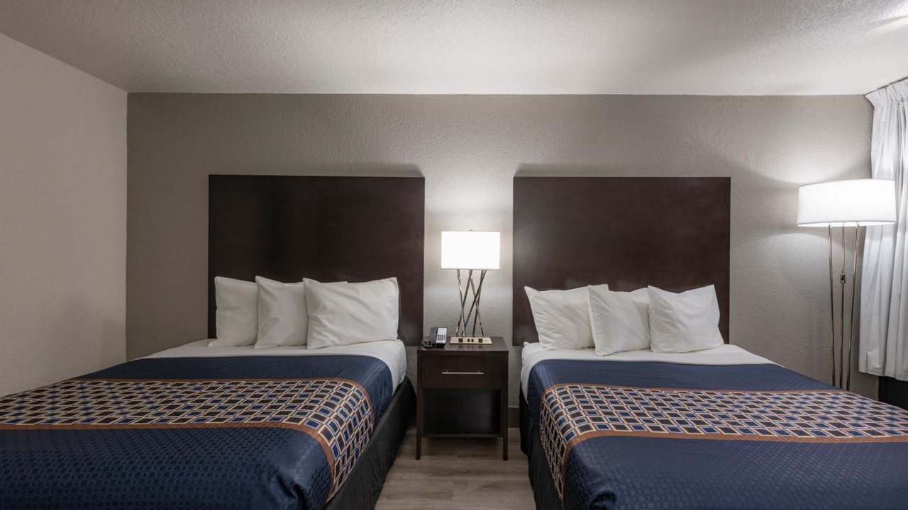 Photo of Bedroom in Florida Center