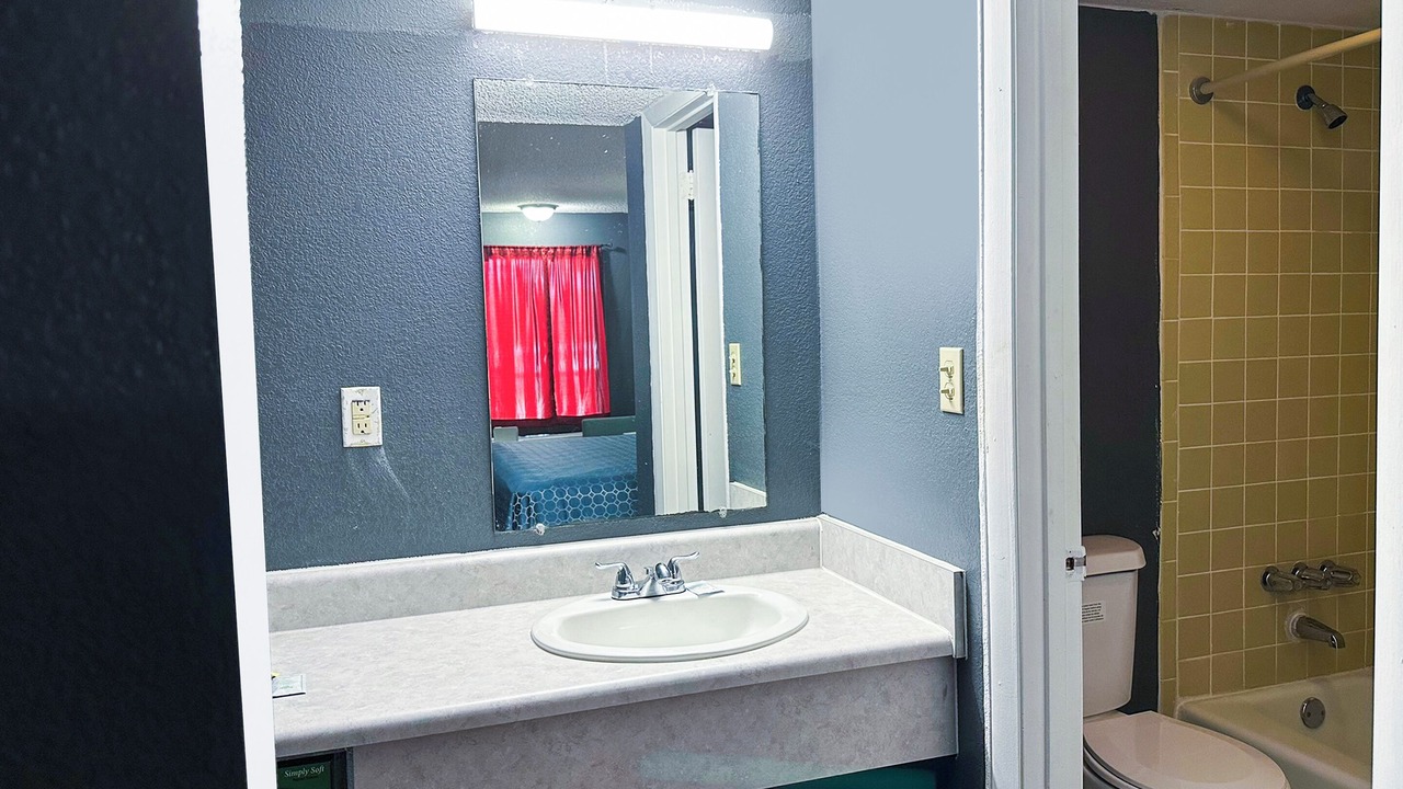 Photo of Bathroom in Hahira