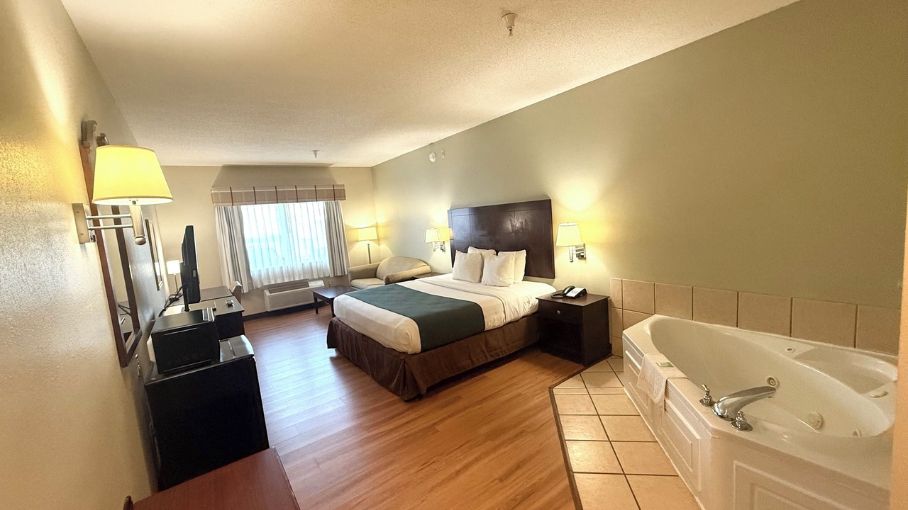 Photo of Bedroom in Wiggins