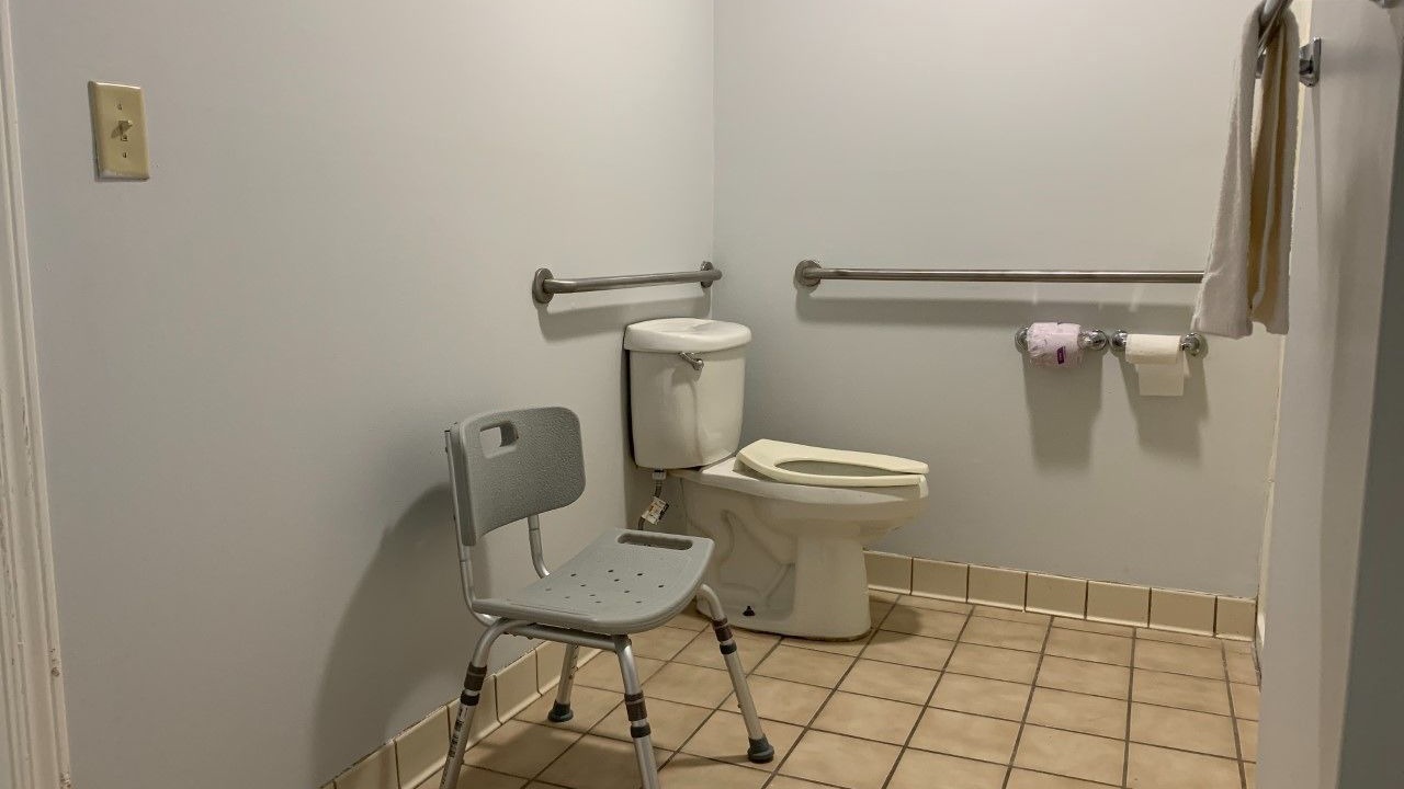 Photo of Bathroom in Childersburg