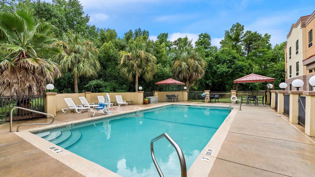 Photo of Outdoor in Daphne