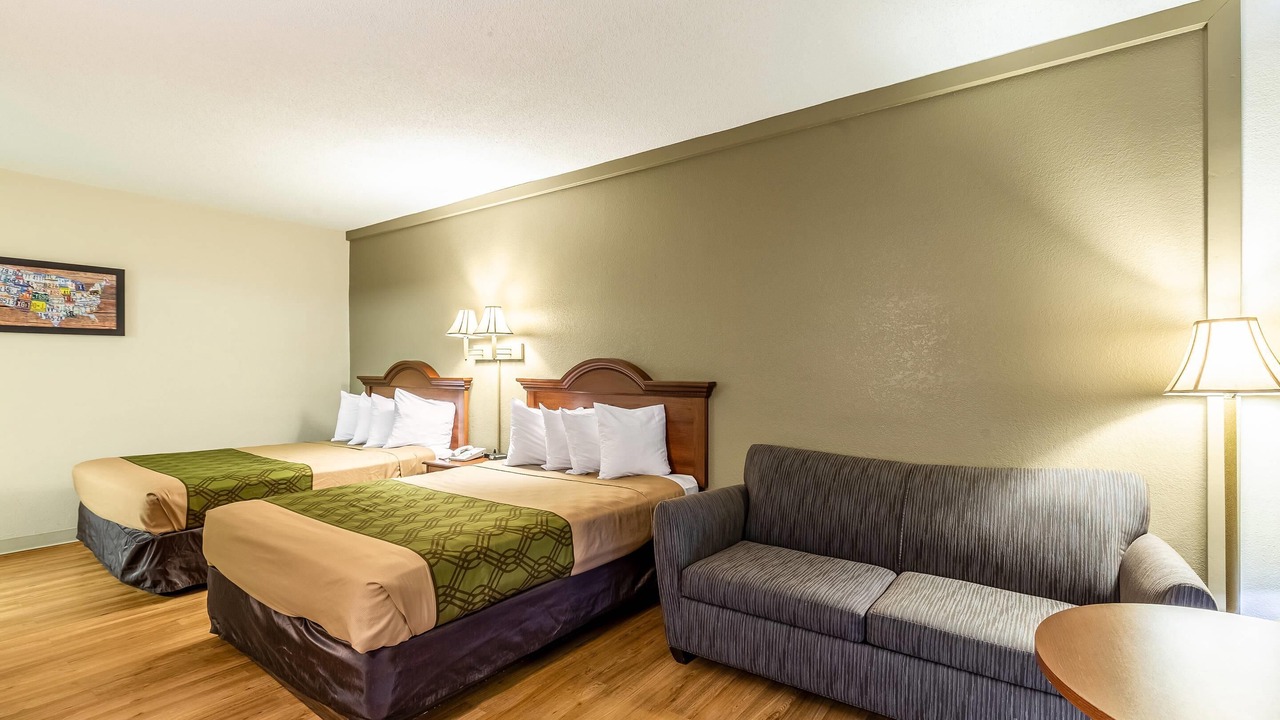 Photo of Bedroom in Lake City