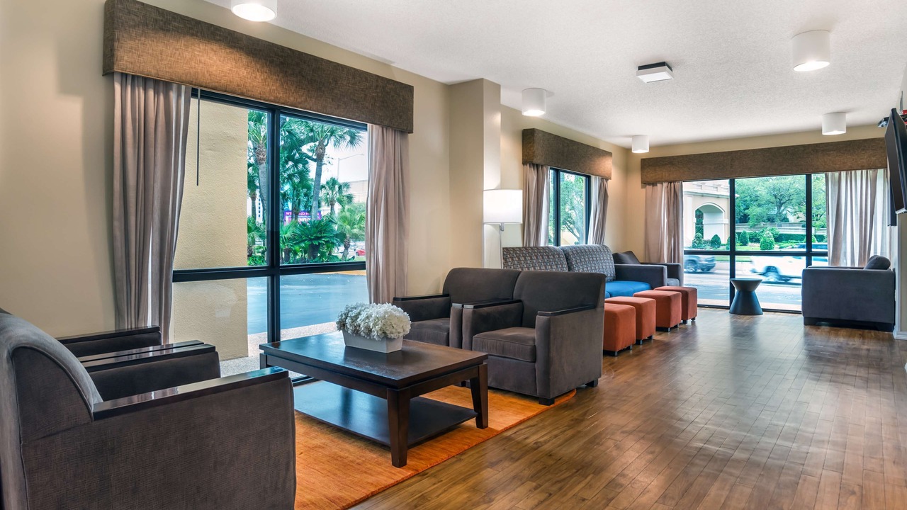 Photo of Livingroom in Biloxi