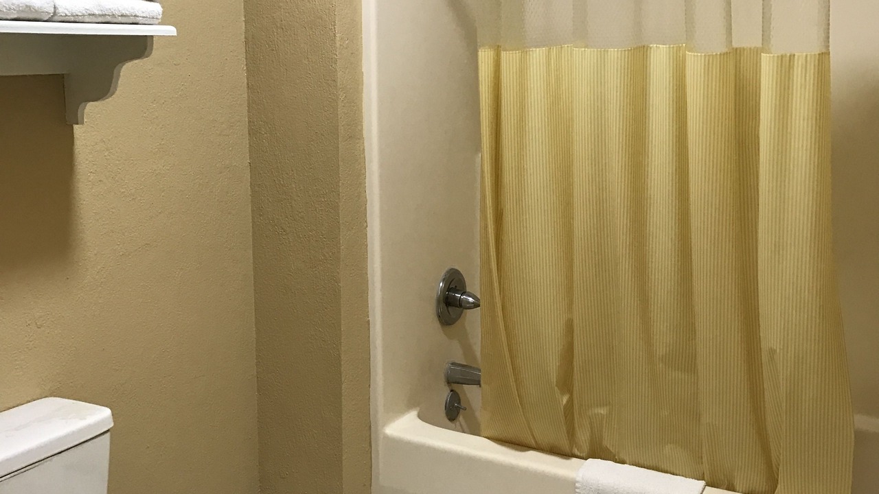 Photo of Bathroom in Hazlehurst