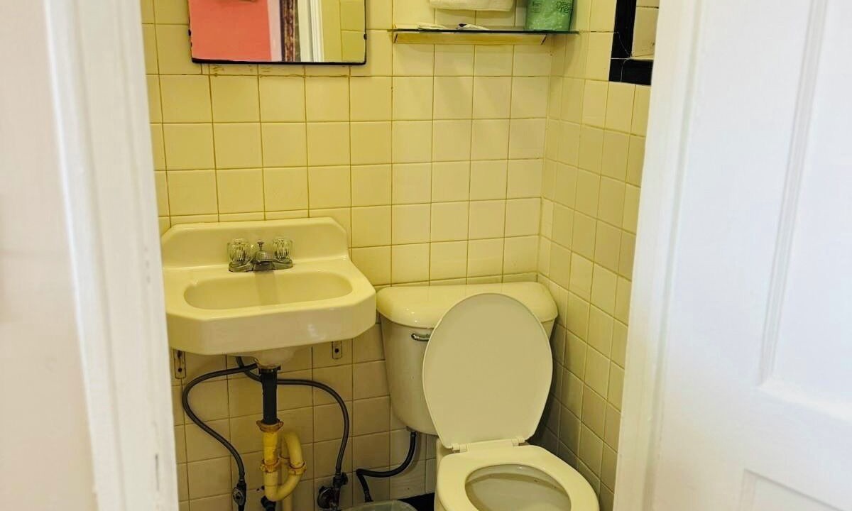 Photo of Bathroom in Scottsboro