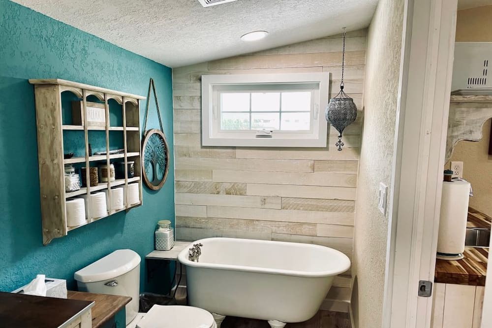 Photo of Bathroom in Mount Dora