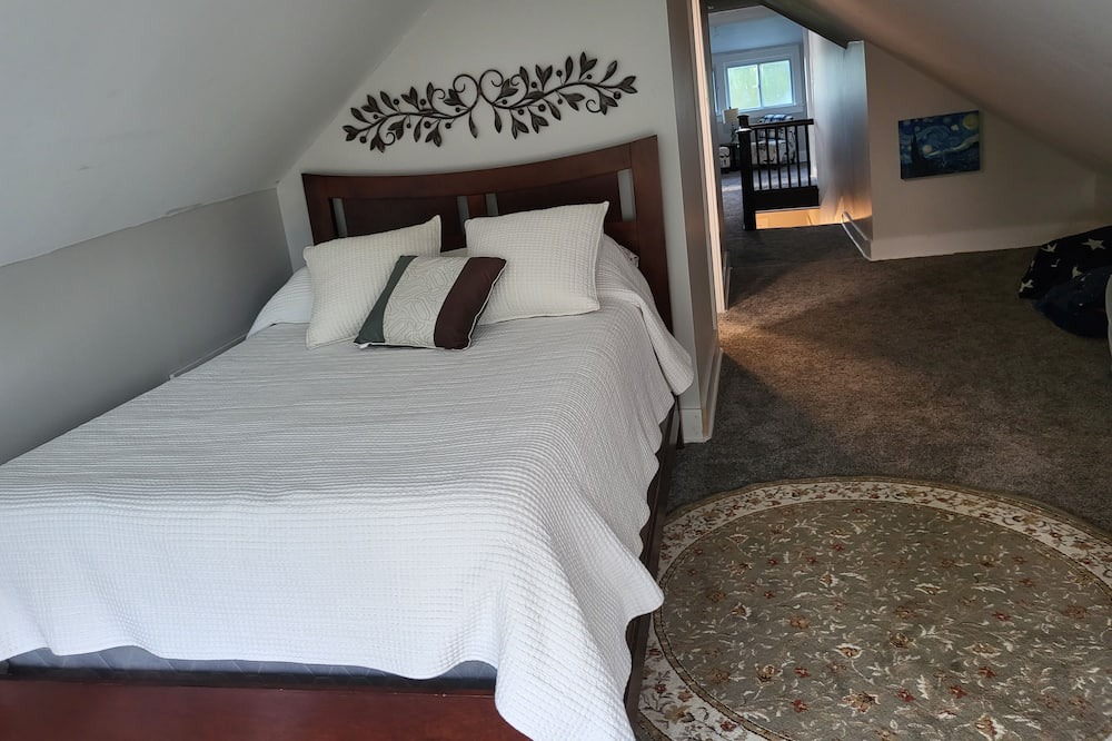 Photo of Bedroom in Elberta