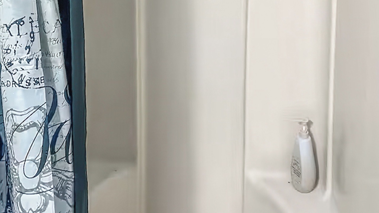 Photo of Bathroom in Stone Mountain