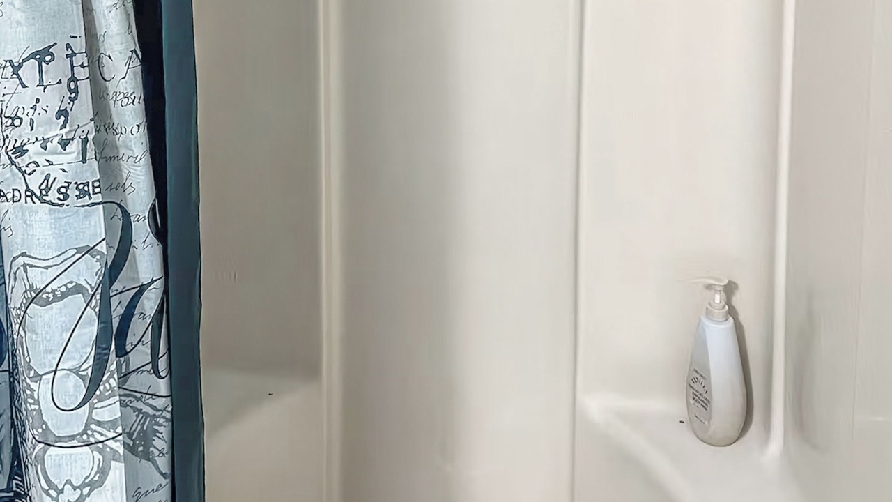 Photo of Bathroom in Stone Mountain