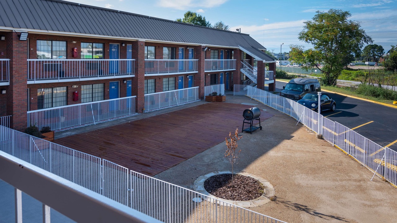 Photo of Outdoor in Gunter Afs