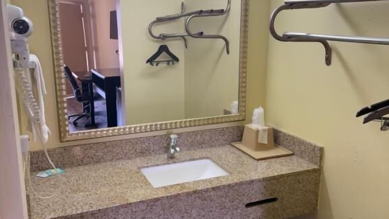 Photo of Bathroom in Collins