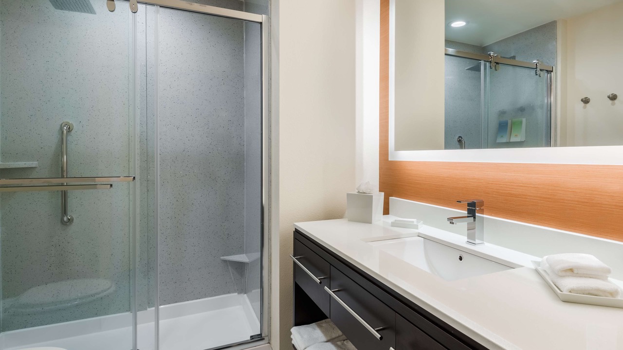 Photo of Bathroom in Fairlie-Poplar Historic District