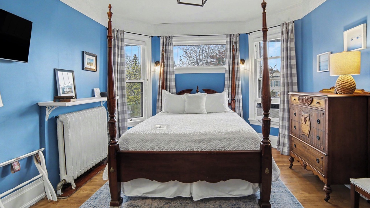Photo of Bedroom in Ludington