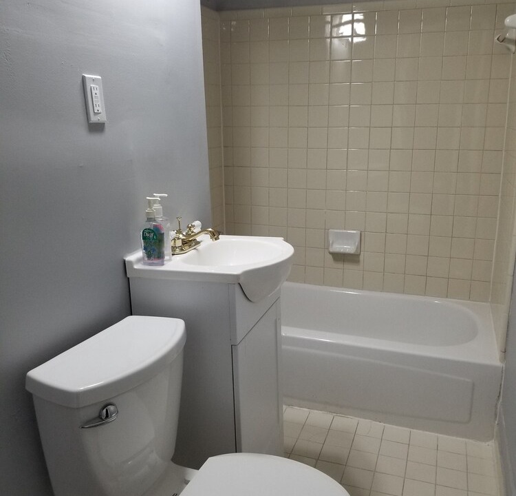 Photo of Bathroom in Atlanta University Center