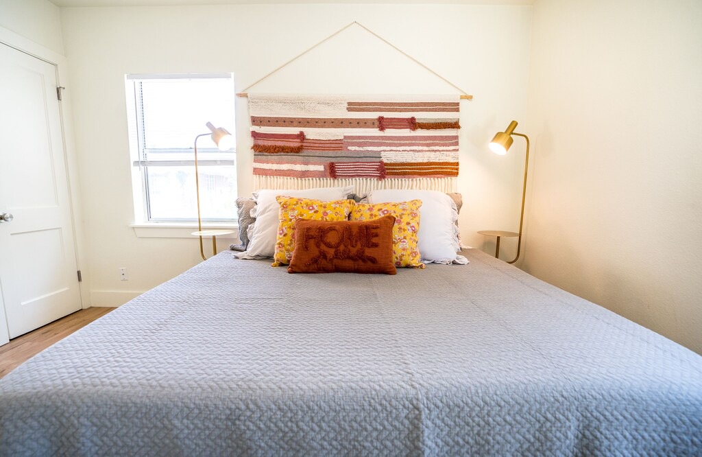 Photo of Bedroom in Five Points