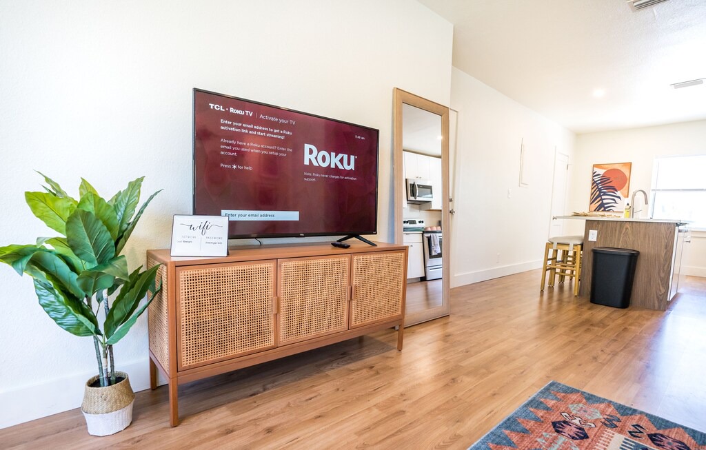 Photo of Livingroom in Five Points