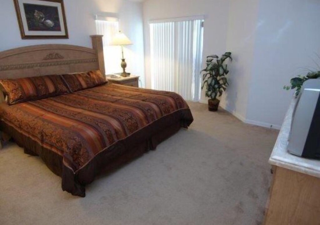 Photo of Bedroom in Tuscan Ridge