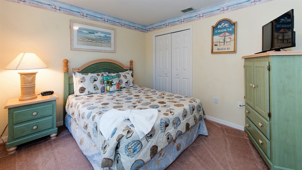 Photo of Bedroom in Tuscan Ridge