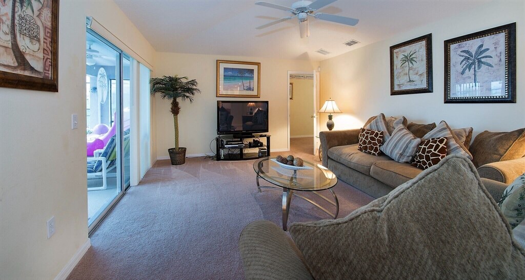 Photo of Livingroom in Tuscan Ridge