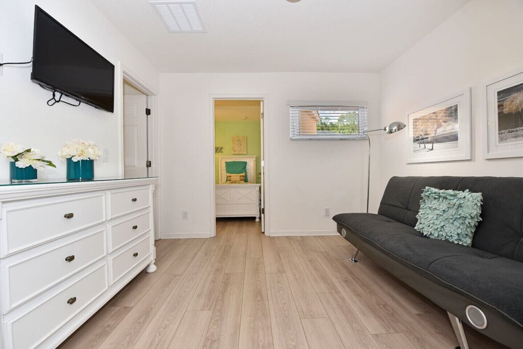 Photo of Livingroom in Watersong