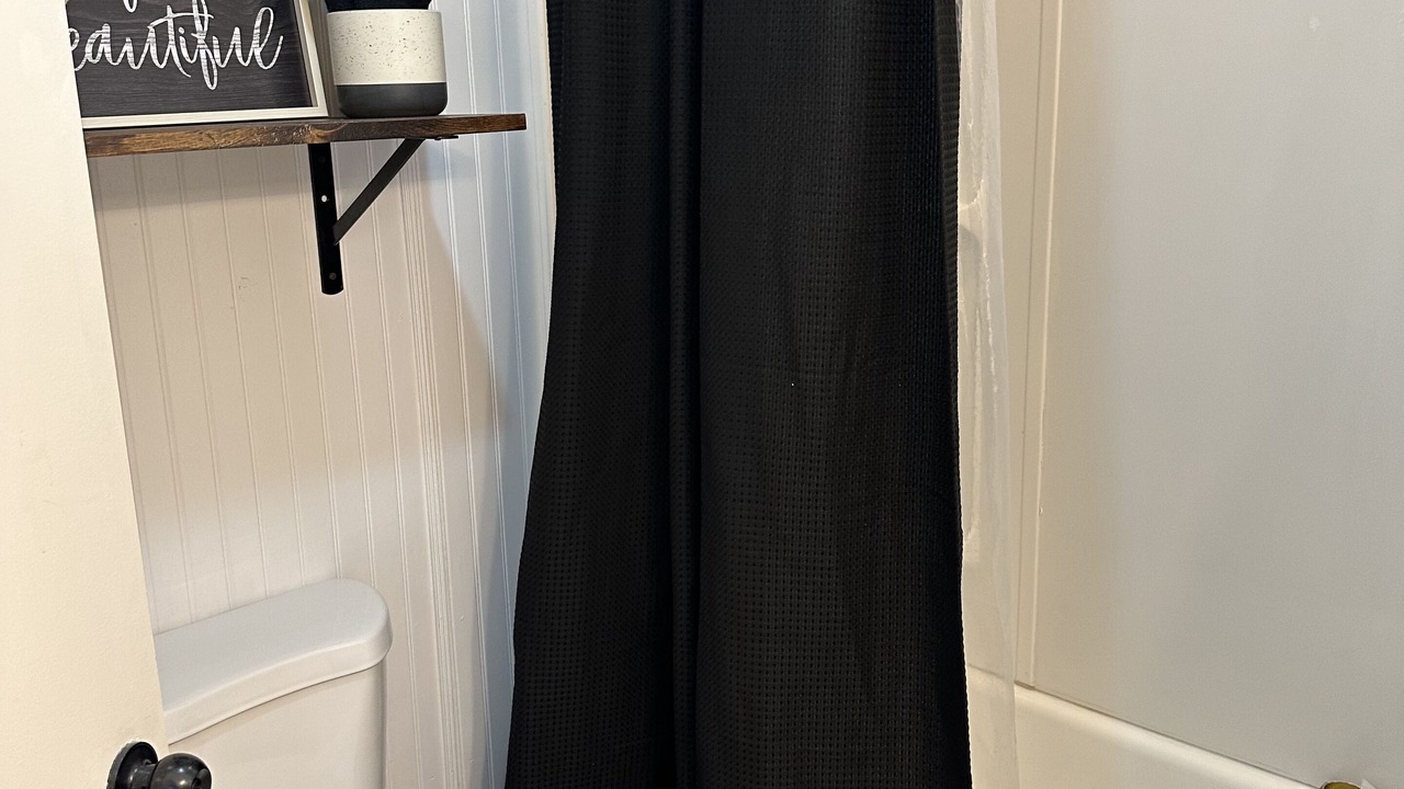 Photo of Bathroom in Wiggins