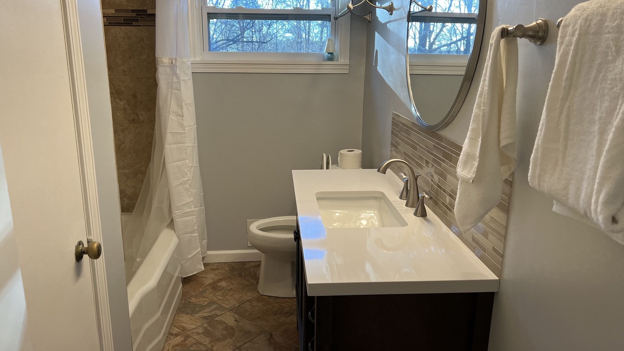 Photo of Bathroom in Mableton