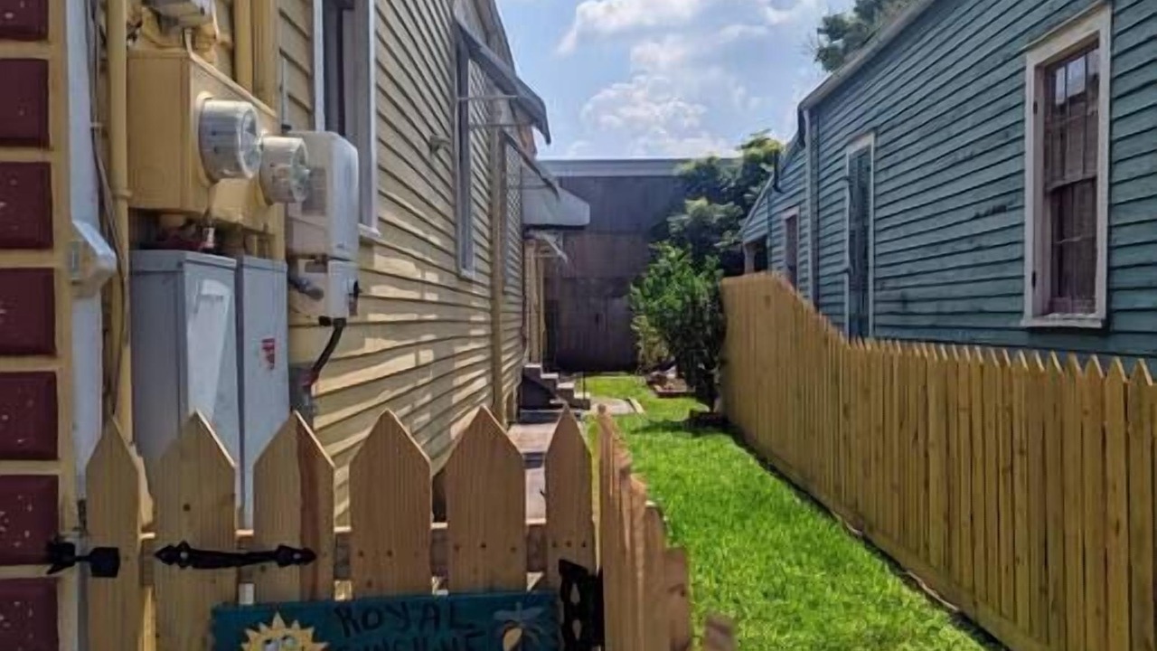 Photo of Others in Bywater