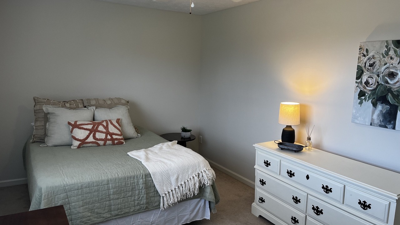 Photo of Bedroom in Opelika