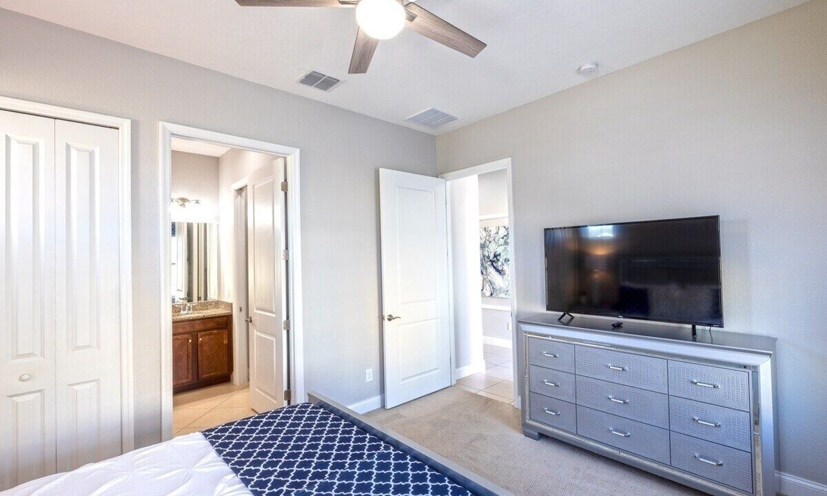 Photo of Bedroom in Davenport