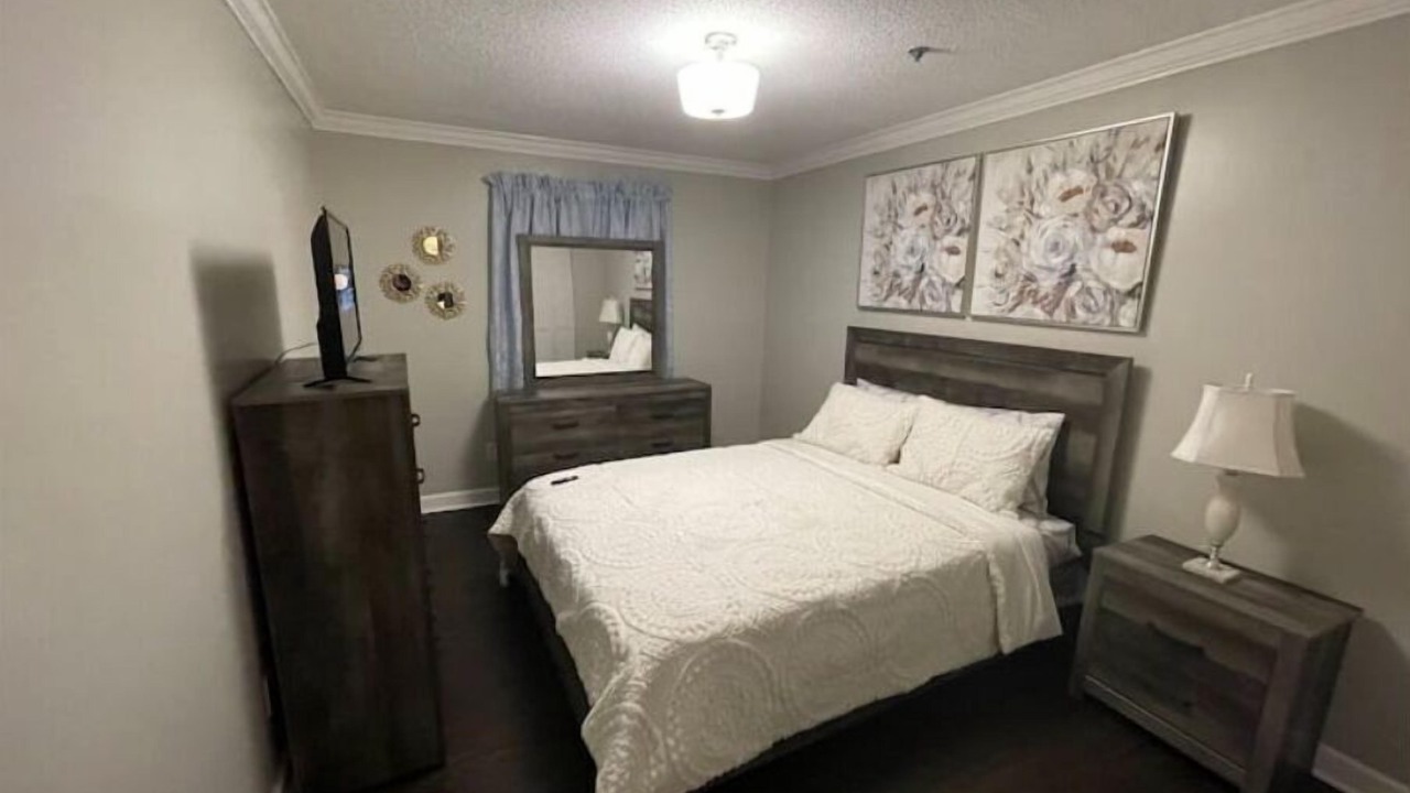 Photo of Bedroom in Valdosta