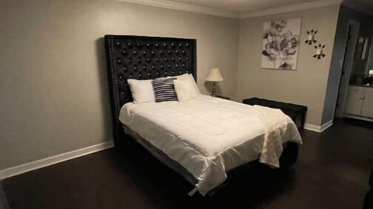 Photo of Bedroom in Valdosta
