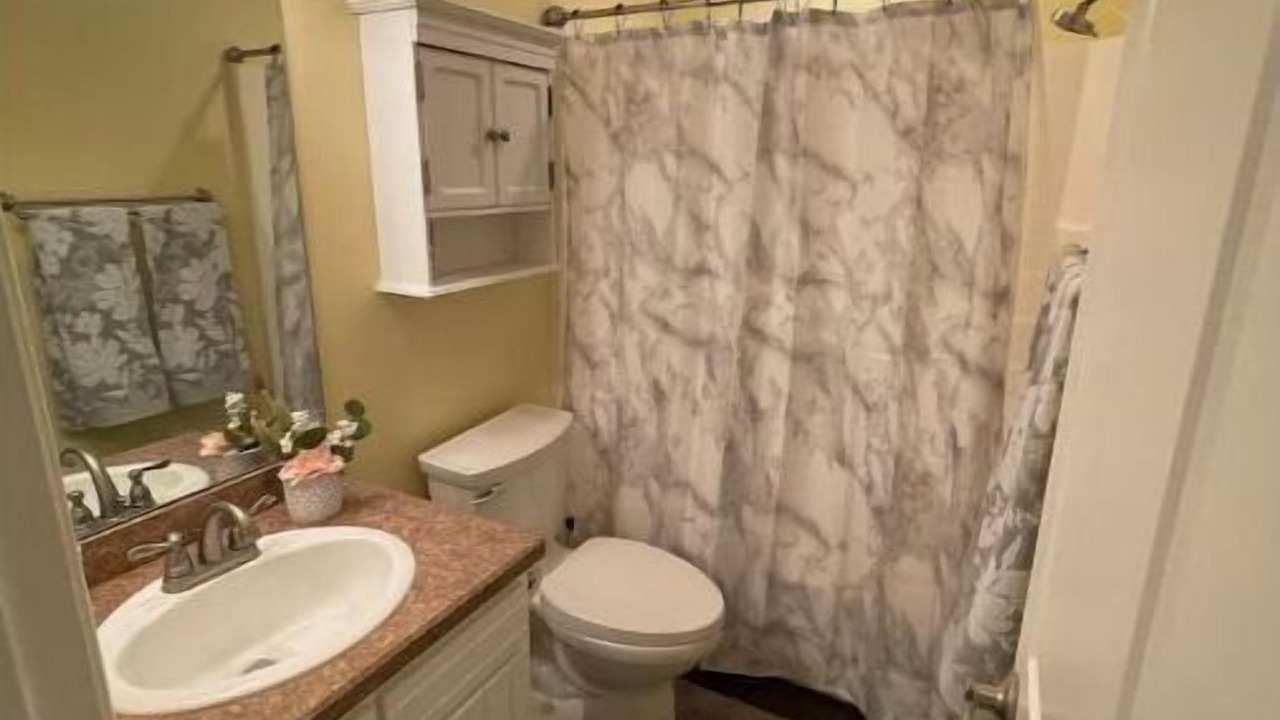 Photo of Bathroom in Valdosta