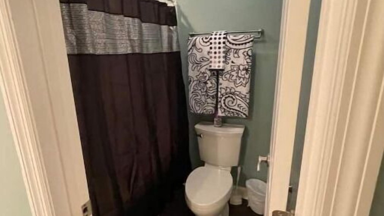 Photo of Bathroom in Valdosta