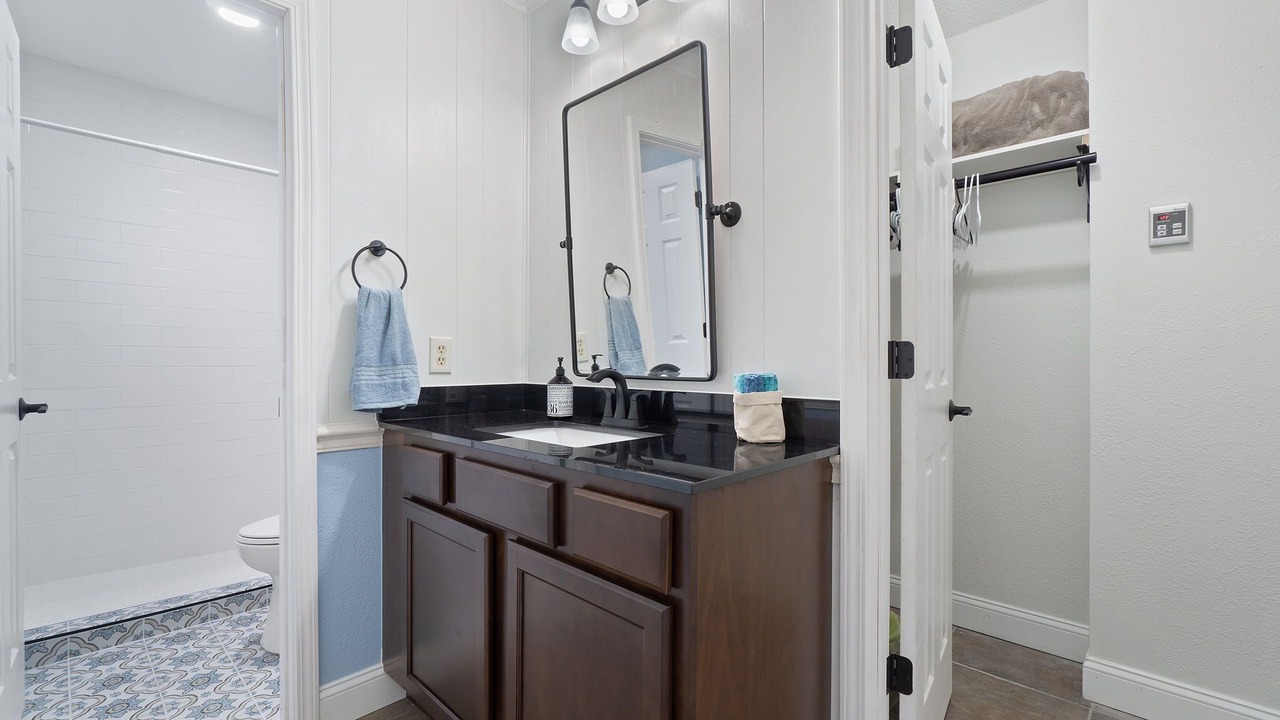 Photo of Bathroom in Ono Island