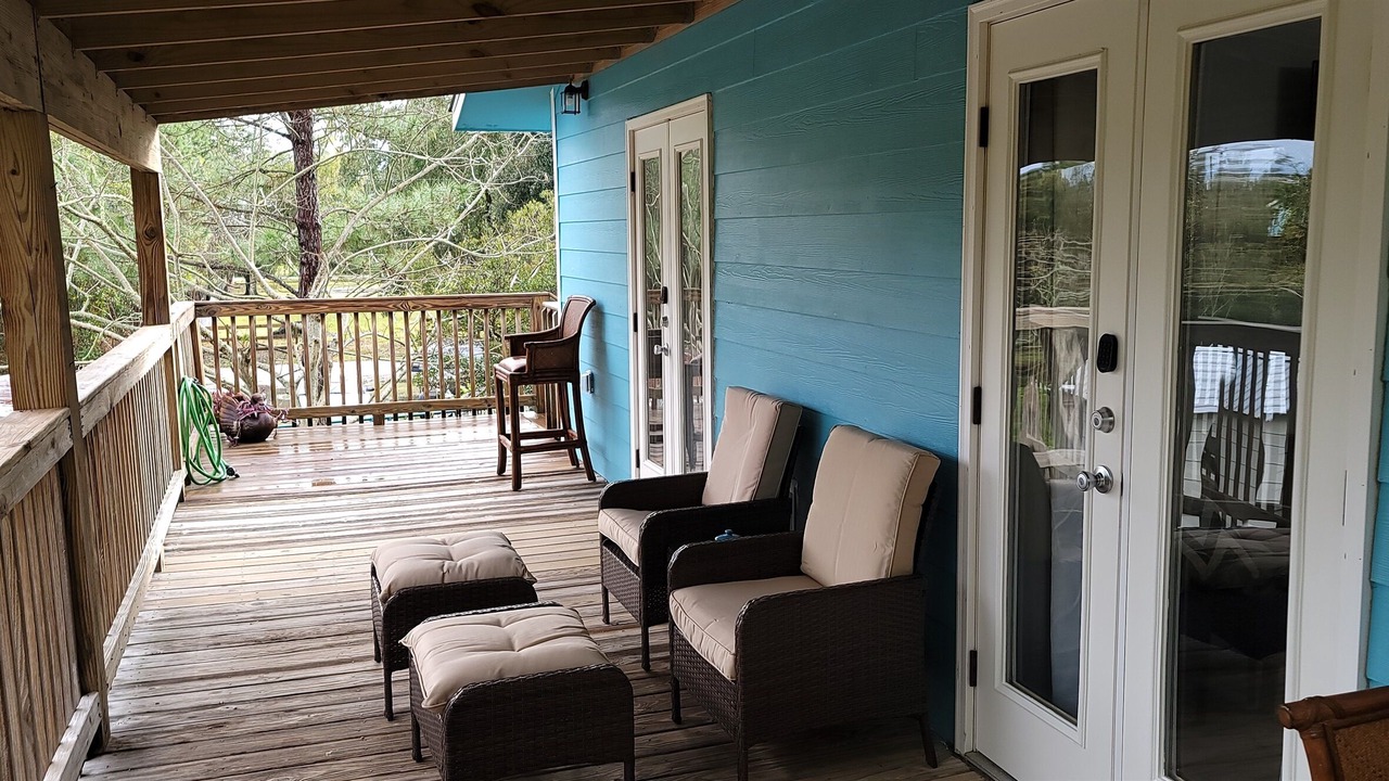 Photo of Outdoor in Henderson Point